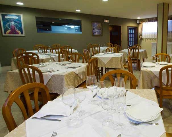 Hotel El Refugio 3 Estrellas Cobreces Restaurant photo